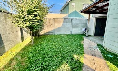 ARRIENDA LUMINOSA CASA DE 3D 2 B EN PRADERAS DE LABRANZA