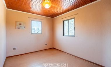 Casa en Venta en Condominio los Guindos