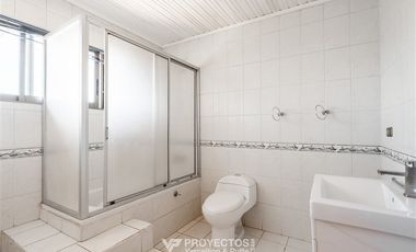 Casa en Venta en Condominio los Guindos