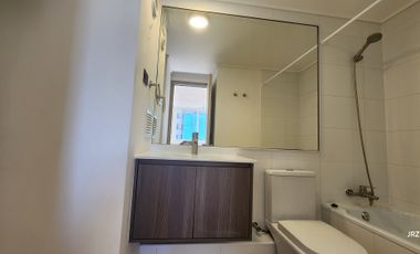 ARRIENDO DEPTO  1D1B CON ESTACIONAMIENTO