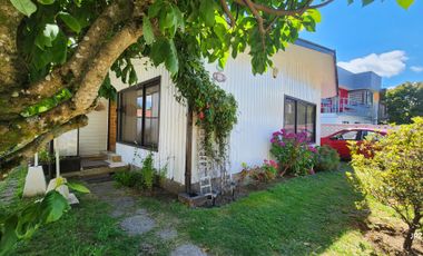 CASA  EXCELENTE UBICACIÓN INVERSIÓN FRENTE A CASINO DREAMS