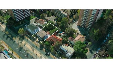 CASA CON AMPLIO PATIO CON PISCINA COLEGIO POCURO