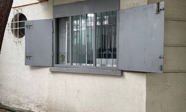 SE ARRIENDA AMPLIA CASA OFICINA O HABITACIONAL