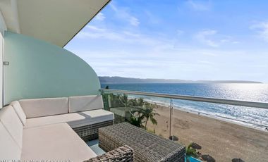 Peninsula, Hotel Zone, Puerto Vallarta