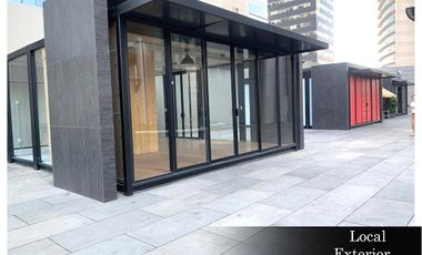 Local en renta en Santa Fe con terraza en avenida principal (FD)