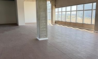 PEA PLAZA CENTRAL OFICCE OFICINA EN ALQUILER