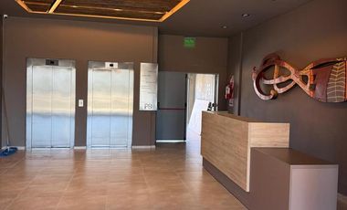 PEA PLAZA CENTRAL OFICCE OFICINA EN ALQUILER