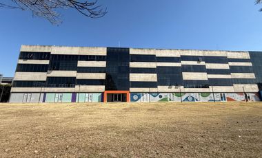 PEA PLAZA CENTRAL OFICCE OFICINA EN ALQUILER