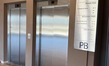 PEA PLAZA CENTRAL OFICCE OFICINA EN ALQUILER