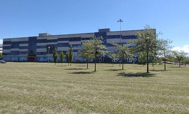 PEA PLAZA CENTRAL OFICCE OFICINA EN ALQUILER