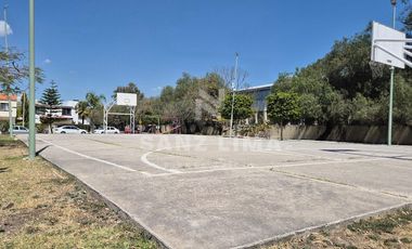 Gran Clase: Casa amueblada de 3 recamaras en fraccionamiento privado.