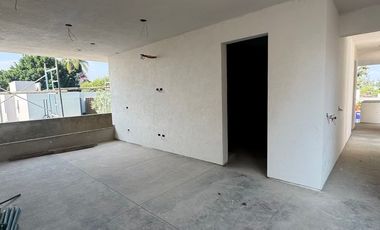 CASA EN RENTA EN COLINAS DE SAN JAVIER