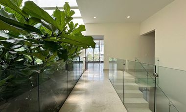 RENTA CASA EN SOLARES VALEIRA HABITAT