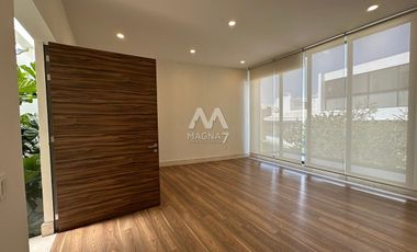 RENTA CASA EN SOLARES VALEIRA HABITAT