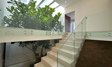 RENTA CASA EN SOLARES VALEIRA HABITAT