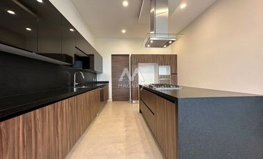 RENTA CASA EN SOLARES VALEIRA HABITAT