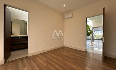 RENTA CASA EN SOLARES VALEIRA HABITAT