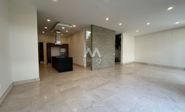 RENTA CASA EN SOLARES VALEIRA HABITAT