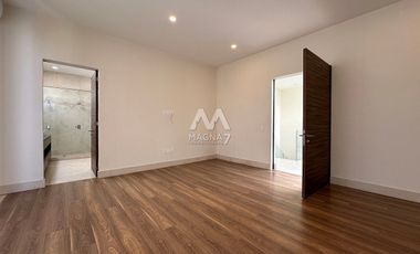 RENTA CASA EN SOLARES VALEIRA HABITAT