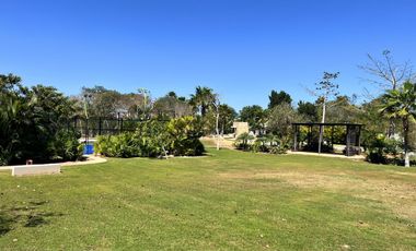 Terreno en Venta en Yucatan Country Club