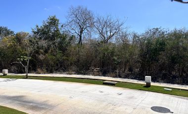 Terreno en Venta en Yucatan Country Club