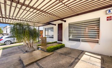 Casa amueblada en Renta en Cumbres del Lago Juriquilla