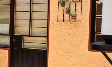 CASA EN RENTA CON USO DE SUELO PARA OFICINAS