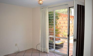 CASA EN RENTA CON USO DE SUELO PARA OFICINAS