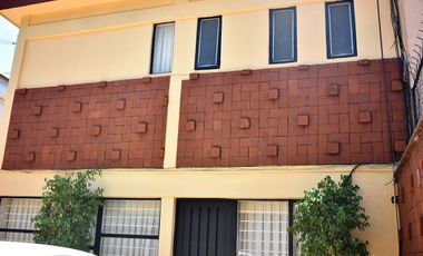 CASA EN RENTA CON USO DE SUELO PARA OFICINAS