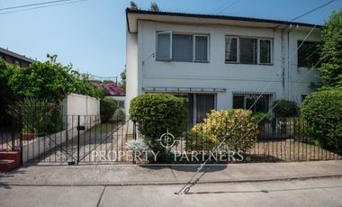 Casa en venta en Providencia Eliodoro Yañez