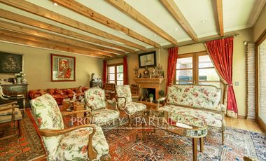 Casa estilo colonial, Norte y con gran terreno, San Damián