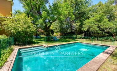 Casa estilo colonial, Norte y con gran terreno, San Damián