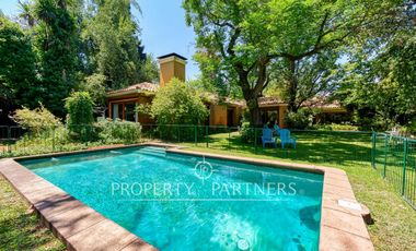 Casa estilo colonial, Norte y con gran terreno, San Damián