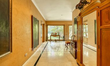 Casa estilo colonial, Norte y con gran terreno, San Damián