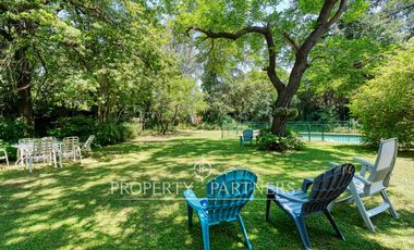 Casa estilo colonial, Norte y con gran terreno, San Damián