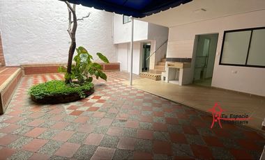 Casa-local en Arriendo Ubicado en Medellín Codigo 2822