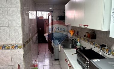 Casa en Excelente Barrio Residencial