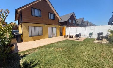 Casa Condominio/Amplio Terreno/Conectividad Total