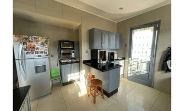 UNA BELLEZA EN ARRIENDO