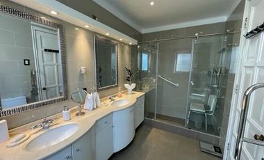 UNA BELLEZA EN ARRIENDO