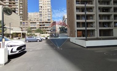Vendo excelente estacionamiento en Santiago