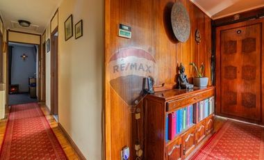 Hermosa casa en Villa Macul, minutos metro Quilin