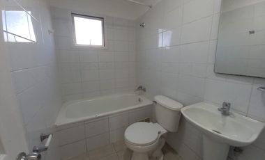 EN VENTA /Casa 3 DORMITORIOS / Villaseca Oriente