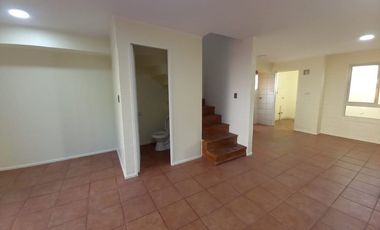 EN VENTA /Casa 3 DORMITORIOS / Villaseca Oriente