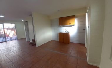 EN VENTA /Casa 3 DORMITORIOS / Villaseca Oriente