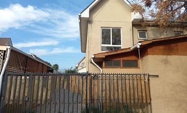 EN VENTA /Casa 3 DORMITORIOS / Villaseca Oriente