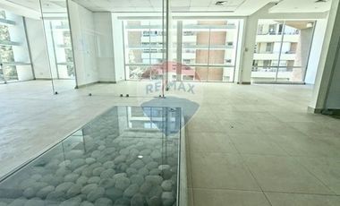 Planta libre / 3 estacionamientos / Norte