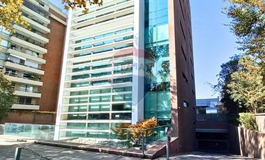 Planta libre / 3 estacionamientos / Norte