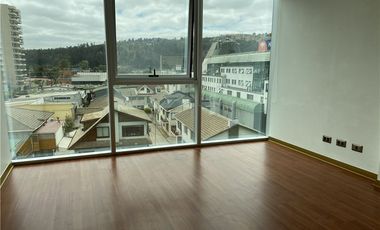 Oficina en Edificio Contemporaneo