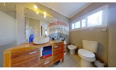 Casa venta, Miraflores Bajo, 700M2 Terreno